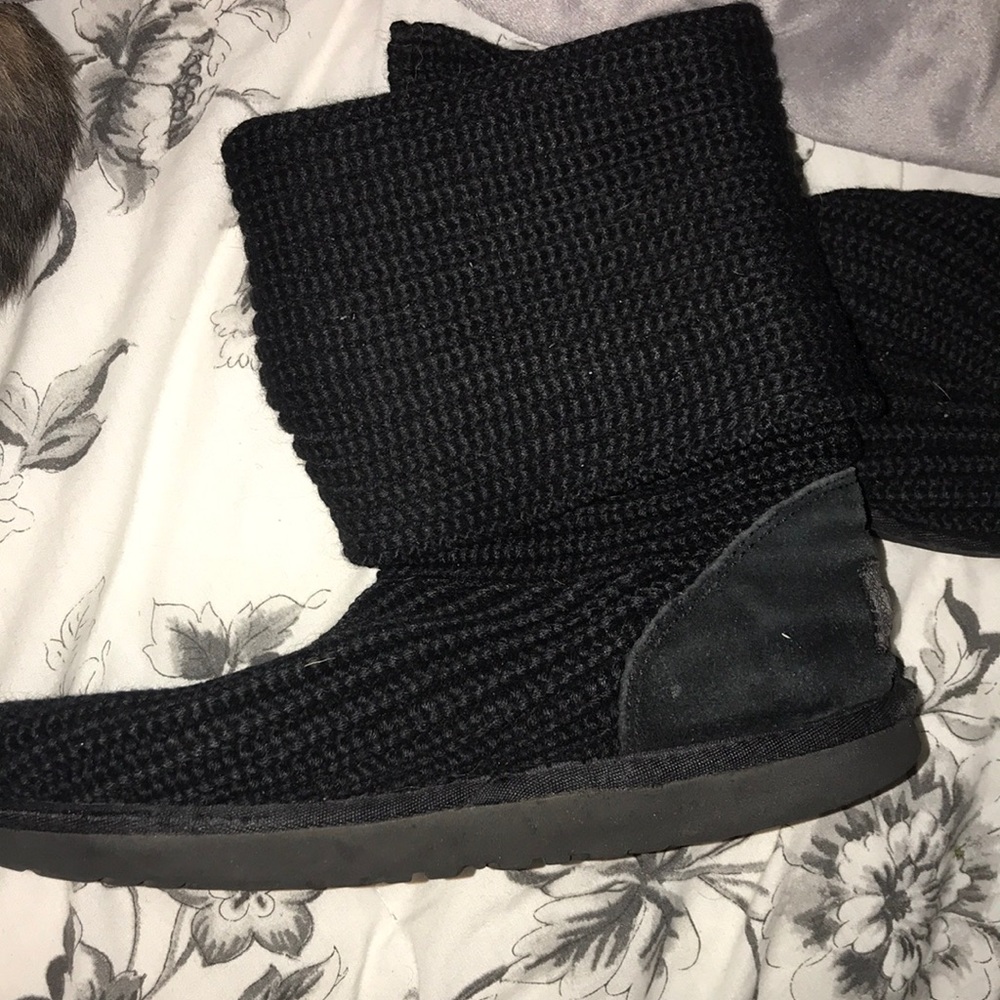 Knit uggs